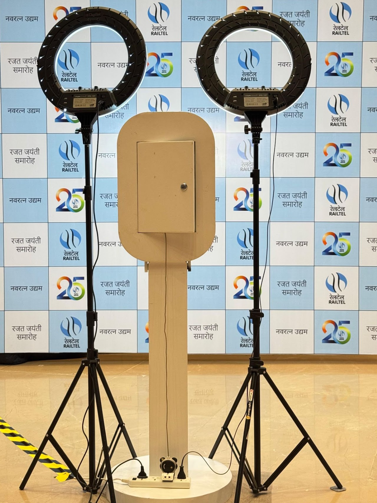 Magic Mirror Photo Booth Rental Delhi Wedding Corporate